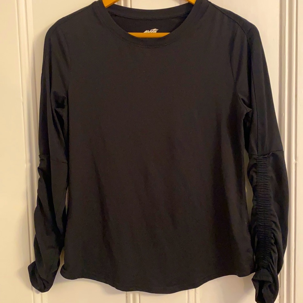 Brand new worn once active Avia shirt